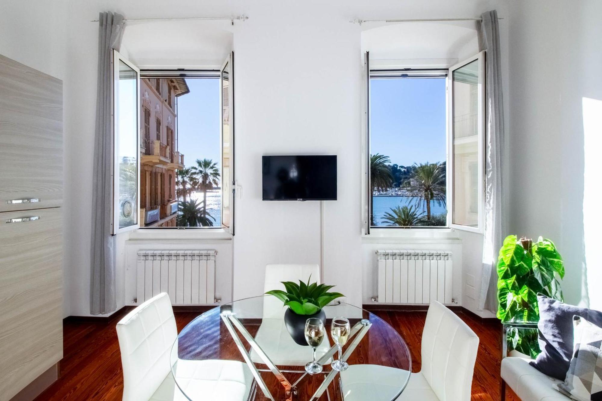 Butterfly Apartment Rapallo Exterior photo